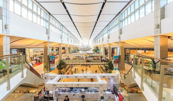 Featured Image of Malls Near Purva Heron
